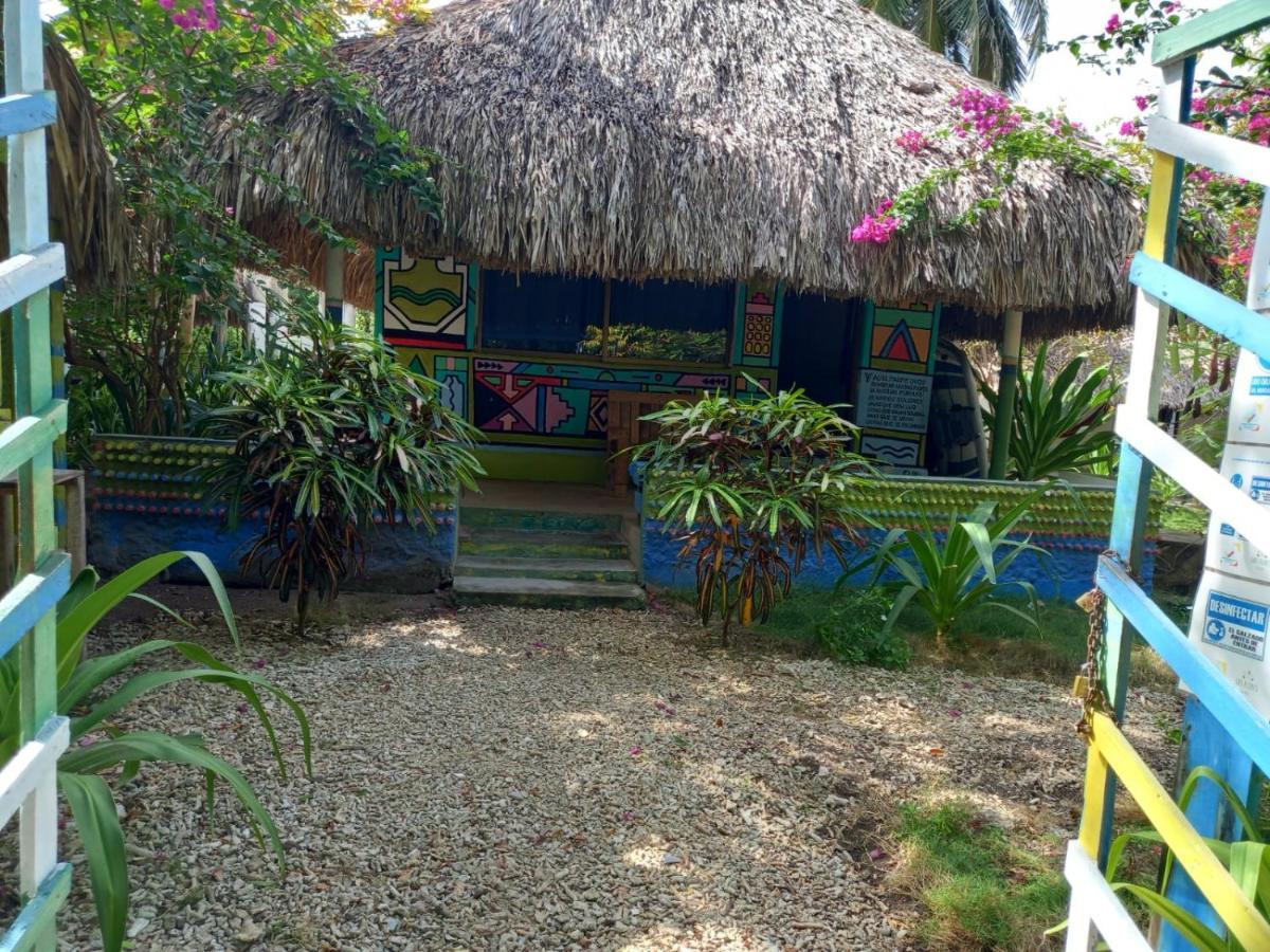 Flores Econativo Lodge Isla Grande (Cartagena)