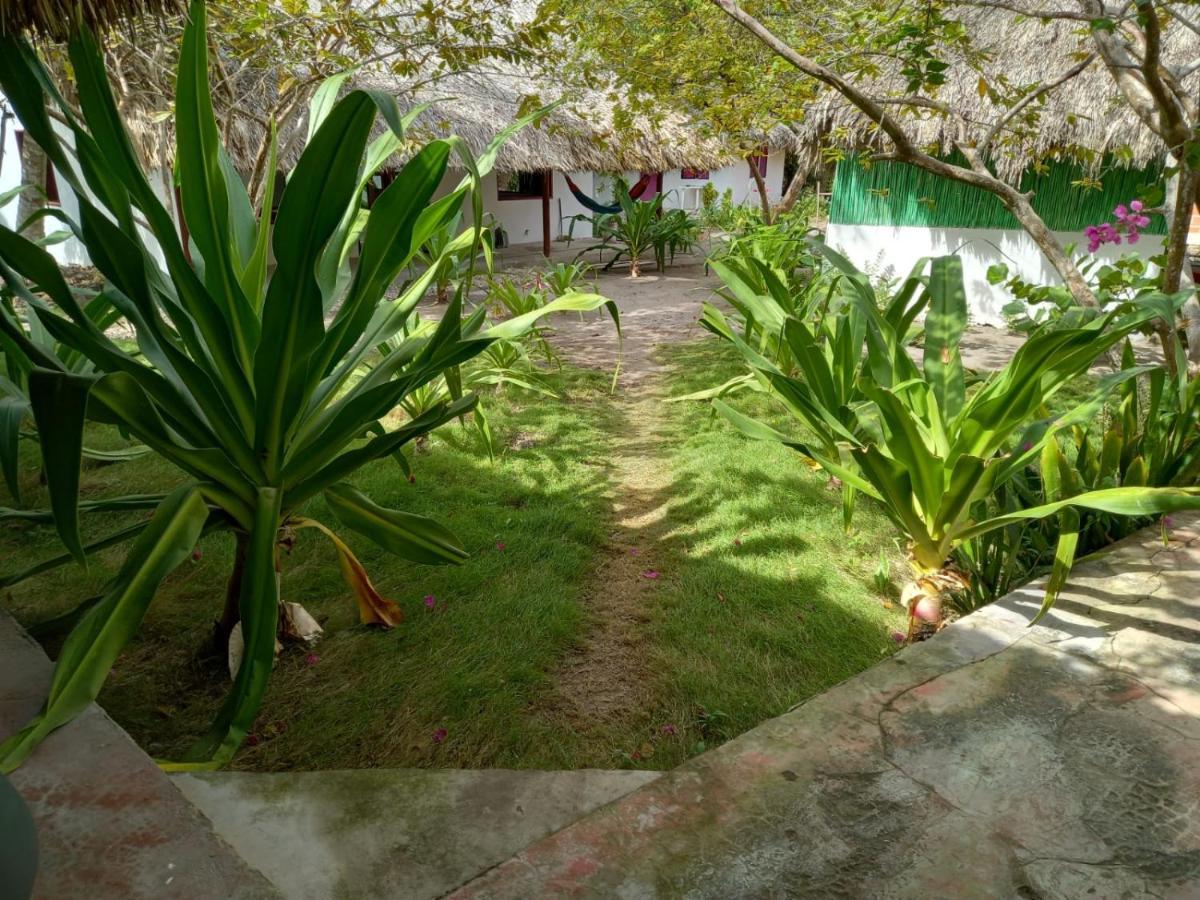 Flores Econativo Lodge
