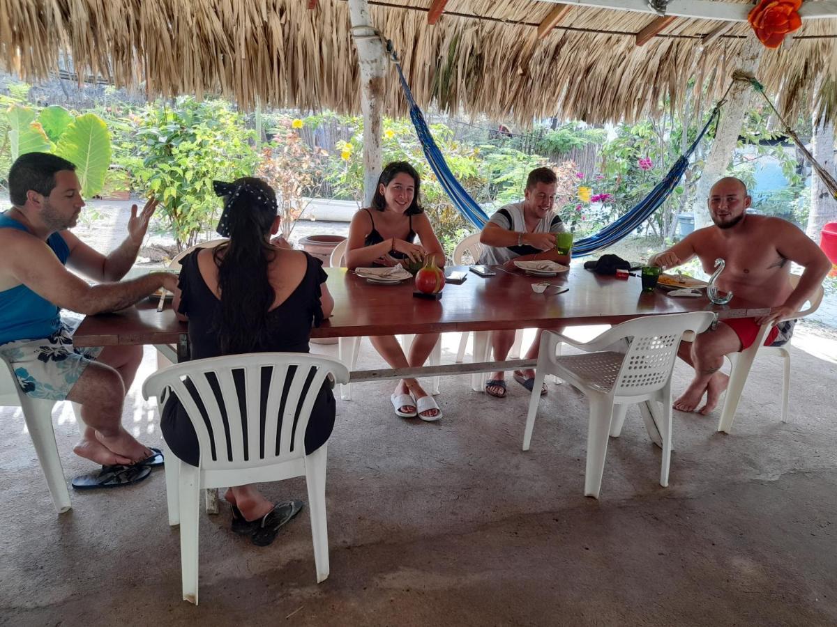Flores Econativo Lodge Isla Grande (Cartagena)